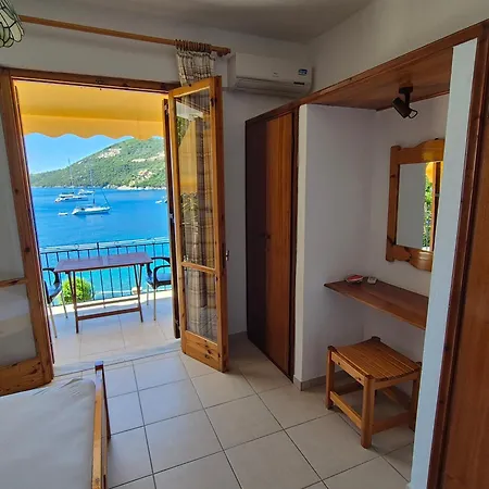 Panorama, Eptanisa Apt-hotel ميكروس جيالوس